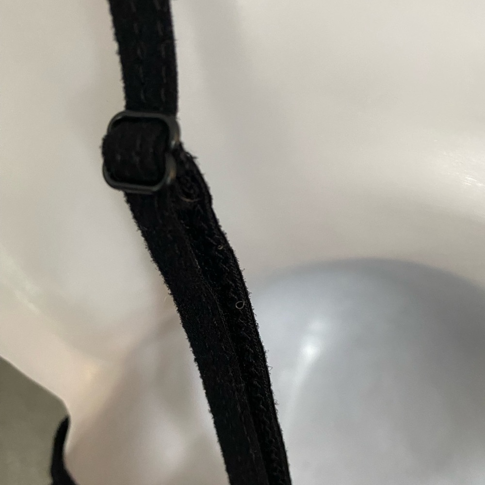Adjustable Spaghetti Strap Tank Active Basic - Picture 8 of 11